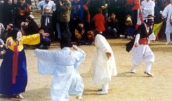 Hahoe Mask Dance Drama Performance (Hahoe Byeolsingut Exorcism)