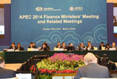 APEC finance ministers discuss economic growth