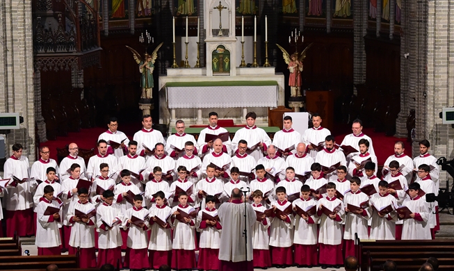 Sistine Chapel Choir makes first trip to Korea