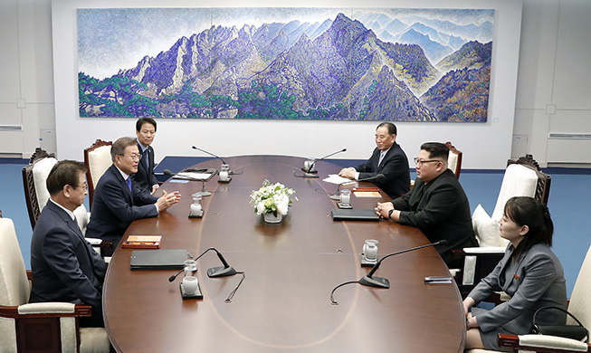 Leaders of two Koreas hope for good results at summit