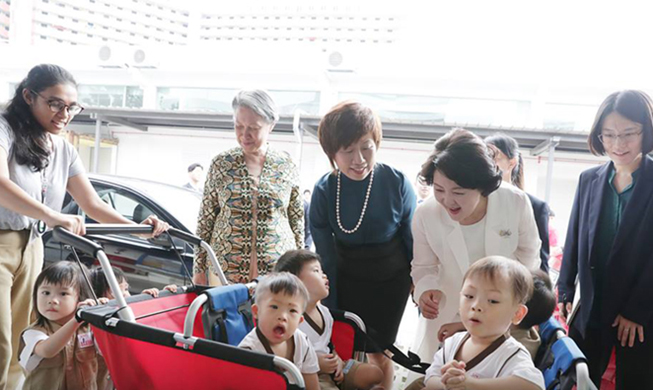 First lady visits disabled, able-bodied community in Singapore