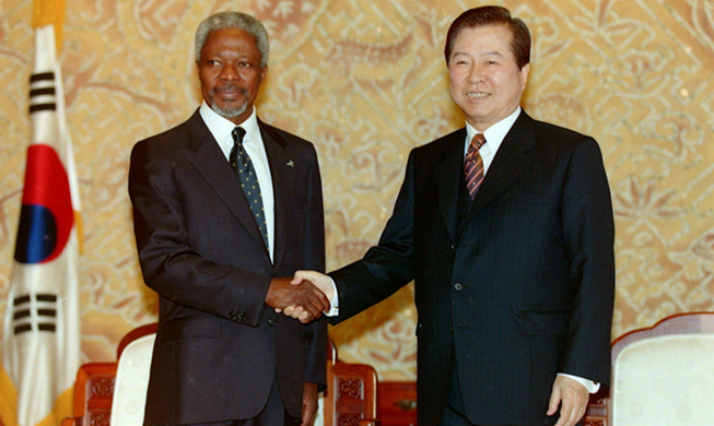 Korean leaders mourn for late Kofi Annan