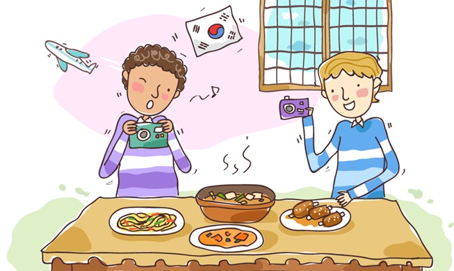 Foreign tourists in Korea give highest marks to food: poll